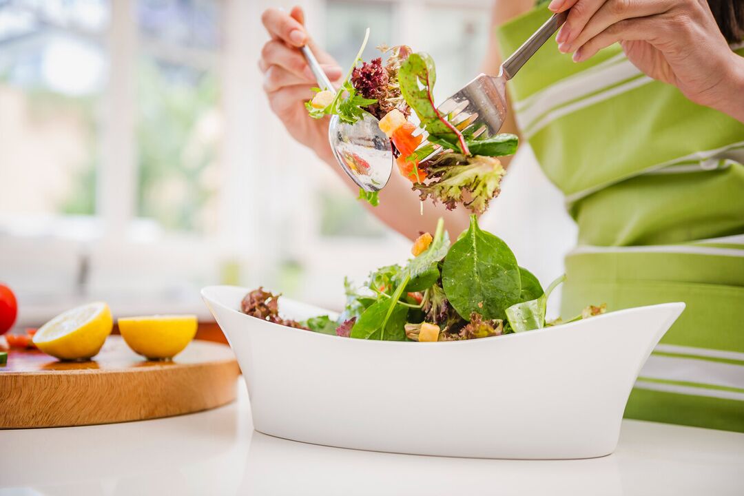 Tasakaalustatud toitumise korraldamine aitab kaasa pädevale kaalukaotusele nädalaga